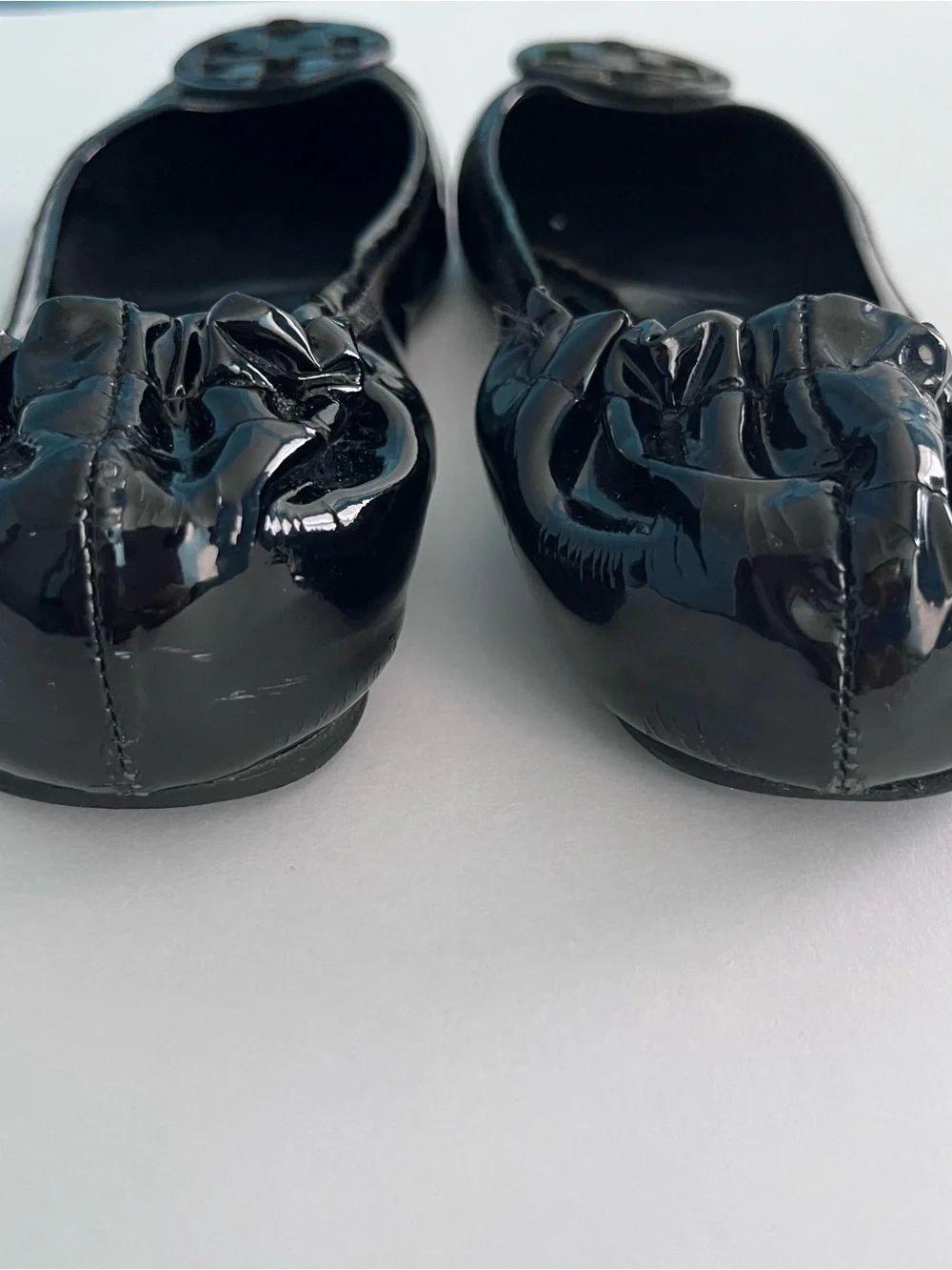 Tory Burch Patent Leather Ballet Flats in Black